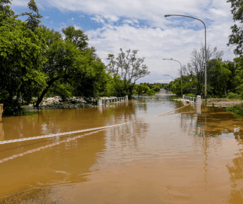 how to dry flooring after a flood in Killeen, TX